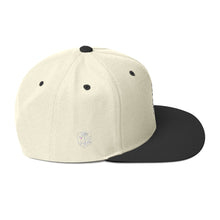 Load image into Gallery viewer, BB Snapback Hat